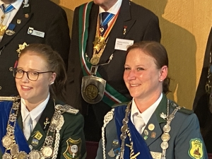 Europakönigin Svenja Reher und Europaprinzessin Jannika Klos